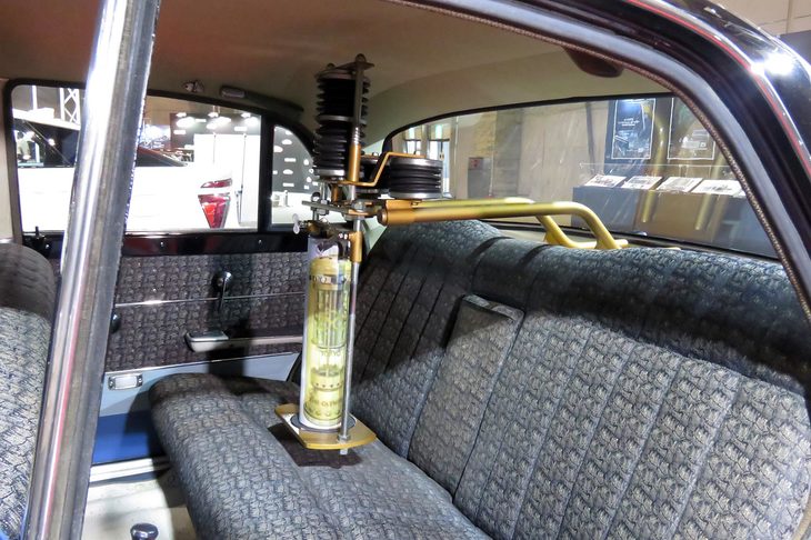 日産セドリック スペシャル（1964年）／トヨタ