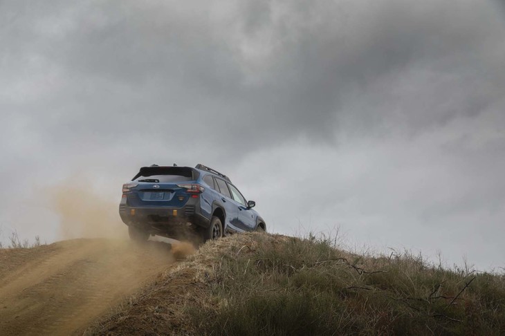 スバル・アウトバック ウィルダネス（エクステリア）