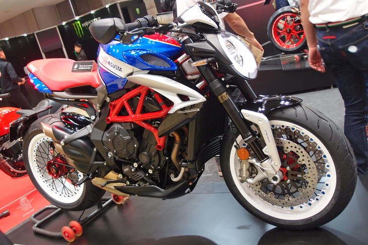 MVアグスタ・ドラッグスター800RR