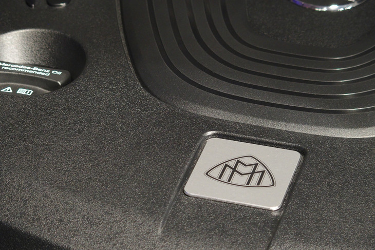 メルセデス・マイバッハSクラス（エンブレム）