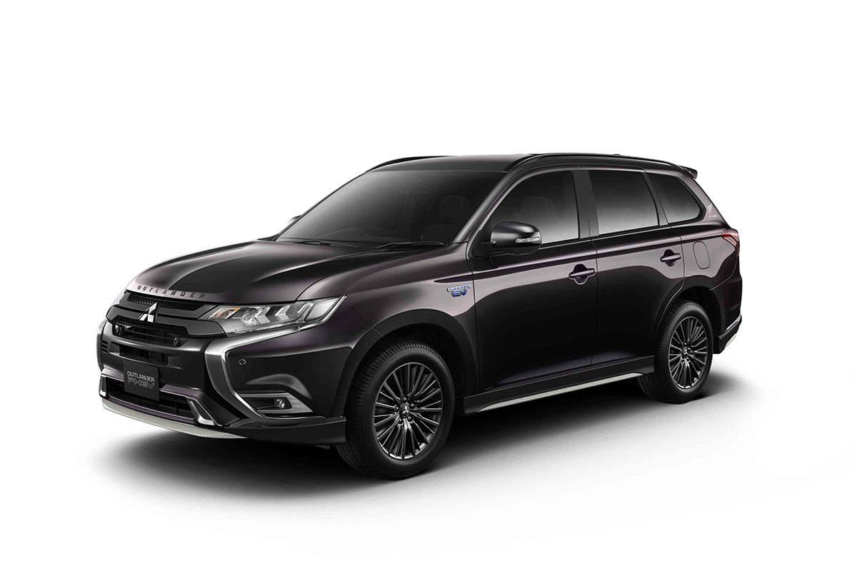 三菱デリカD：5／アウトランダーPHEV」に「オールブラックス」との
