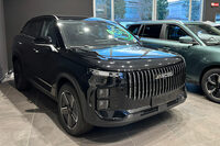 CセグメントSUVの「ジェコー7」。同車には1.6リッターガソリンターボエンジン仕様（FWD／AWD）と、それをベースにしたLPG併用仕様、そして1.5リッターエンジンとモーターによるPHEV仕様がある。