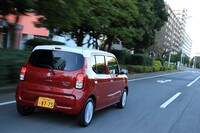 軽量・高剛性プラットフォームと改良型サスペンションの採用により、乗り心地は向上。先代に比べ、段差通過時のフラット感は強まり、突き上げ感は低減した。