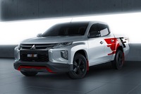 トライトン ラリーアート（ダブルキャブ）