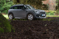 MINIクーパーS クロスオーバーALL4