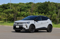 ルノー・キャプチャー エスプリ アルピーヌ フルハイブリッドE-TECH