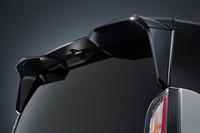 専用リアスポイラー