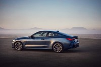 フロントまわりにインパクト　新型「BMW 4シリーズ クーペ」上陸の画像