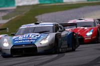 終盤、No.22とNo.24、2台のGT-Rが激しいトップ争いを演じた。