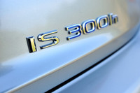 国内では今年3月から注文を受け付けており、現時点でその7割がハイブリッドという。