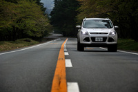 フォード・クーガ タイタニアム