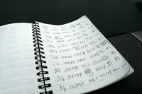 webCGプリウスの燃費ノート。タイヤ交換前のデータがこれ。字が汚くてすいません……。