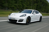 ポルシェ・パナメーラターボS（4WD/7AT）【海外試乗記】の画像