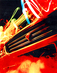 「アルテッツァ」を素材にアート展開催の画像