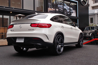 メルセデスの新クロスオーバー、GLEクーペ登場の画像