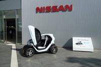 実証実験に使われる車両は8台。日産グローバル本社ギャラリーステーションには3台が配置される。