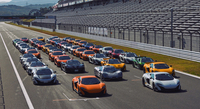 「McLaren TRACK DAY JAPAN 2015」には、「650S」をはじめとした最新モデルはもちろん、最高出力916psを発生するハイブリッドシステムを搭載した「P1」や、往年の名車「F1」なども参加した。