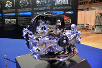 「FB20」型エンジン。