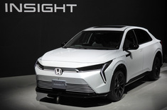 4代目はまさかの電気自動車！ 海を越えて日本にやってくる新型「ホンダ・インサイト」を、写真で紹介。