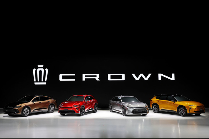 「ジオ」のテコ入れでも販売が回復しなかった「マークX」の教訓を生かし、「クラウン」は4モデル展開で鉄壁の構えだ。