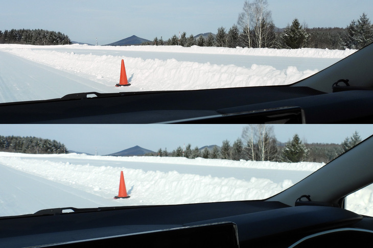 助手席に同乗していたwebCG堀田のメモ用写真より、氷上ブレーキテストにて停車位置からコースの最終パイロンを見たところ。上が「シンクロウェザー」、下が「ウインターマックスWM02」だ。厳密に計測すれば話は別だろうが、パイロンとの位置関係から見ると、両者の制動距離には大きな差はないように感じられた。