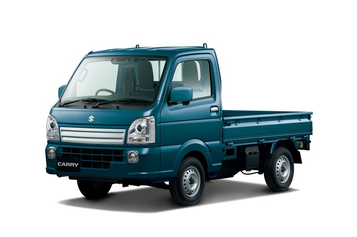 2WD車と4WD車がラインナップする「キャリイKX」。車体色には「デニムブルーメタリック」が新たに設定された。