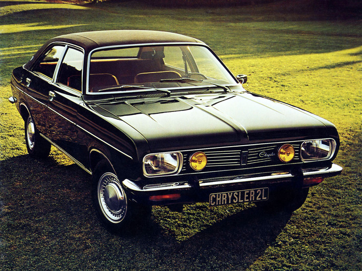 イギリス、フランス両国で販売された1972年「クライスラー2リッター」。アメリカ車を縮小したような、その意味では当時の日本車とも通じるところがある典型的な米国資本系欧州車である。