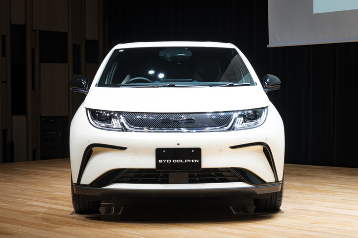 BYDドルフィン（フロントビュー）