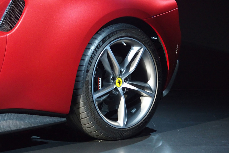 フェラーリ296GTB（リアホイール）