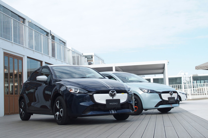 マツダ2 15 BD CLAP POP架装車