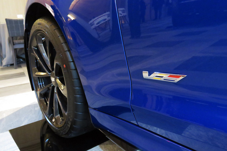 キャデラックATS-Vベクターブルースペシャル（エクステリア）