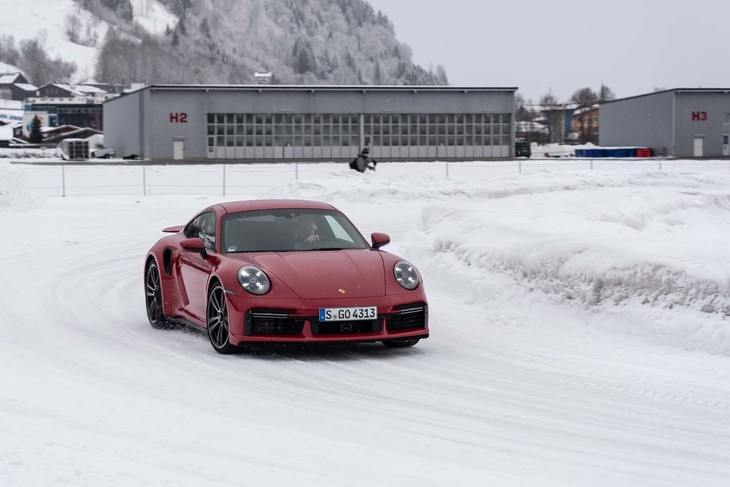 ポルシェ911ターボS