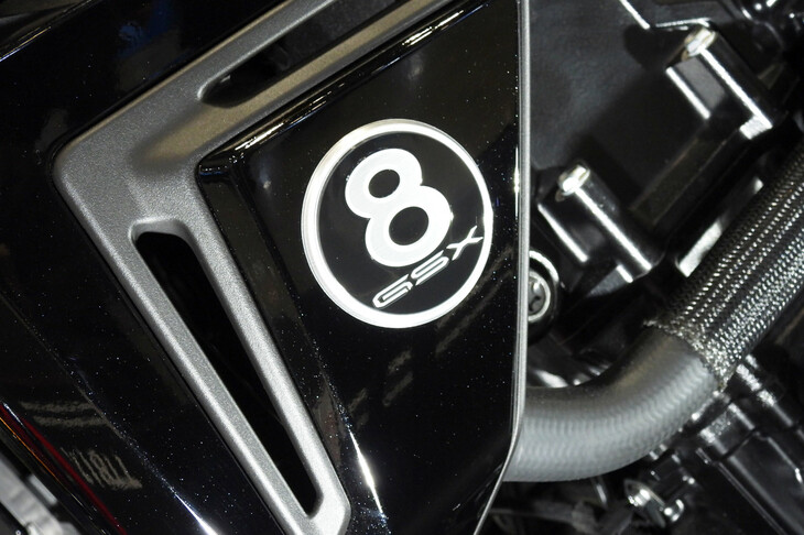 スズキGSX-8TT