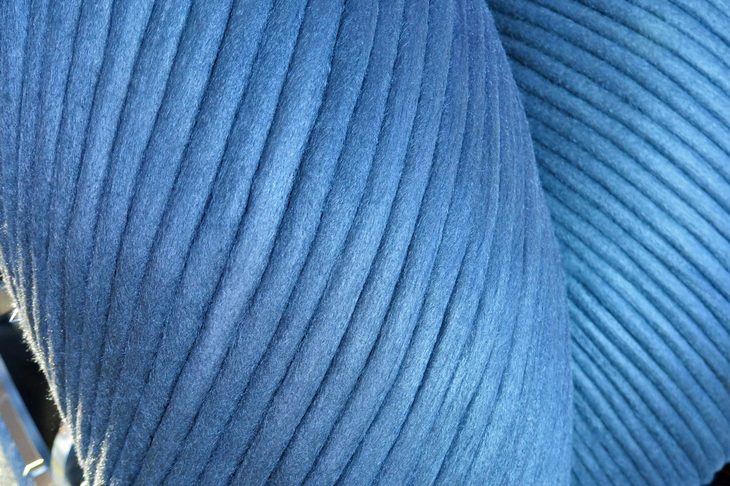 「有人与圧ローバ」用のタイヤは、ゴムではなくスチールでできている。