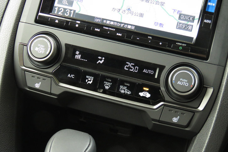 ホンダ・シビックハッチバック（エアコンパネル）