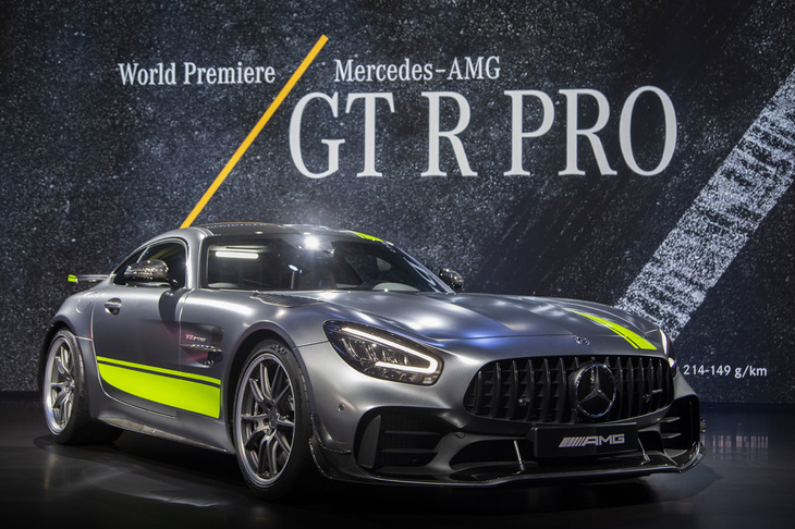 「AMG GT」シリーズの新たなフラッグシップとなる「AMG GT R PRO」。LAショーでワールドプレミアされた。