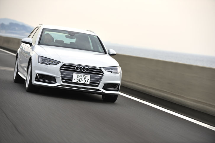 7段Sトロニックには、燃費の改善を目的としてコースティング（無負荷走行）に切り替わる「フリーホイーリング機能」が備わる。