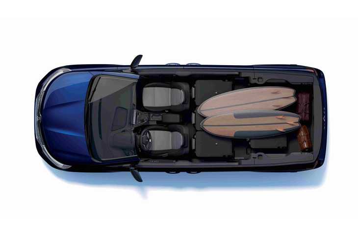 多彩なシートアレンジにより、大きな荷物も積載できる。