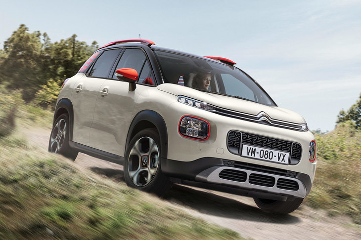 既存のモデルに代わって拡充が図られているのは、ご多分にもれずSUVやクロスオーバーである。写真は間もなく日本でも発売となる「C3エアクロス」。