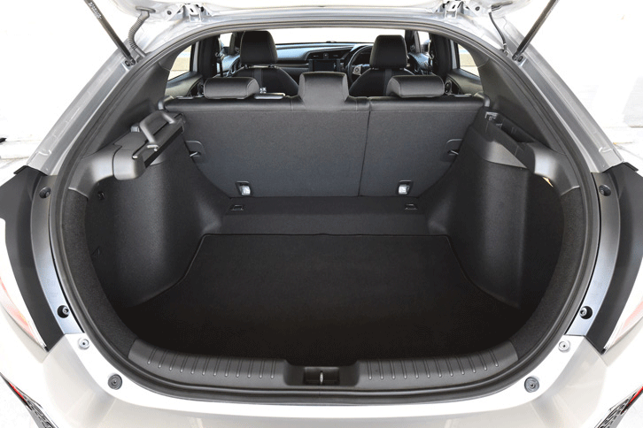 ホンダによれば荷室も「ハッチバック」より「セダン」のほうが若干広めとなる。写真はセダン。