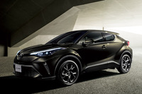トヨタがこだわりのブラックで仕立てた「C-HR」の特別仕様車を発売