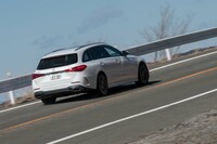 「AMGライン」にはスポーツサスペンションも含まれている。今のところ新型「Cクラス」には減衰力可変式ダンパーの設定はない。