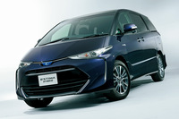 長らく「アルファード／ヴェルファイア」に次ぐトヨタの上級ミニバンとして活躍してきた「エスティマ」。2020年に販売終了となった。