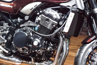 エンジンは、水冷の948cc直列4気筒。最高出力111ps、最大トルク98Nmを発生する。