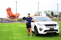 ランドローバーのブランドアンバサダーにして、ラグビー日本代表の田村 優選手。