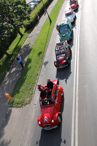 プログラムのクライマックスとして企画された、ヴィスワ川沿いのパレード。