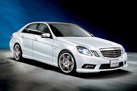 「メルセデス・ベンツE250 CGI ブルーエフィシェンシー アバンギャルド 125！エディション」