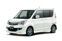 「デリカD:2 S AS＆Gホワイトリミテッド」