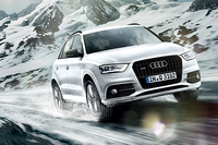 「アウディQ3 S-lineコンペティション」
    