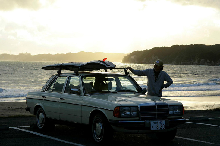 かつて雰囲気満点のW123型「メルセデス・ベンツ280E」にも乗ったが、あまりにも燃費が悪く半年で手放した。